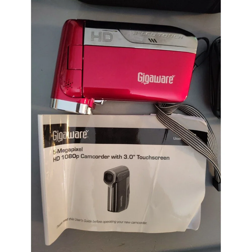 Gigaware 16-998 5MP HD 1080p Camcorder Red Bundle Charger Manual Case Logic Bag